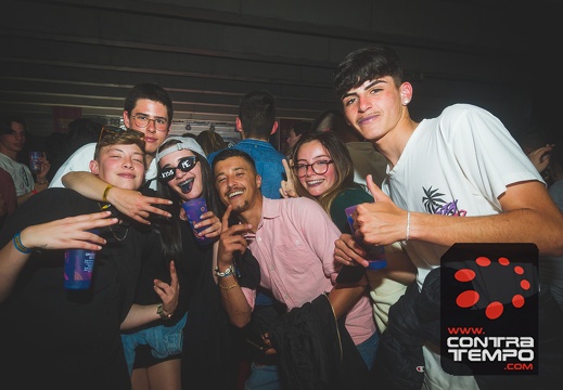 195- AF10062(ANDRE FRIAS(C)CONTRATEMPO.COM)4ºDia, BEATITUDE, Social