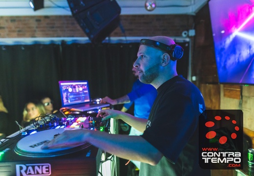 103- ACF6108(ANDRE FRIAS(c)CONTRATEMPO.COM)