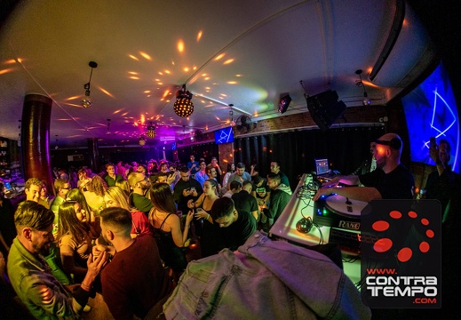 076- ACF6301(ANDRE FRIAS(c)CONTRATEMPO.COM)