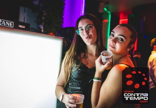 030- ACF6154(ANDRE FRIAS(c)CONTRATEMPO.COM)