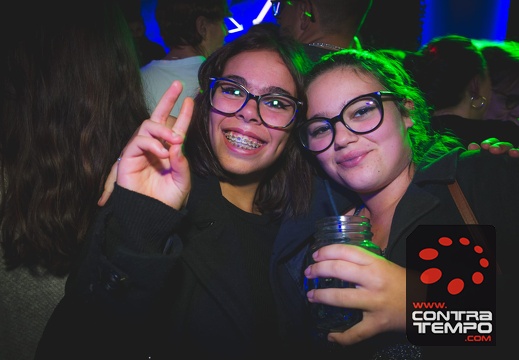 041- VL15491(ANDRE FRIAS(C)CONTRATEMPO.COM)