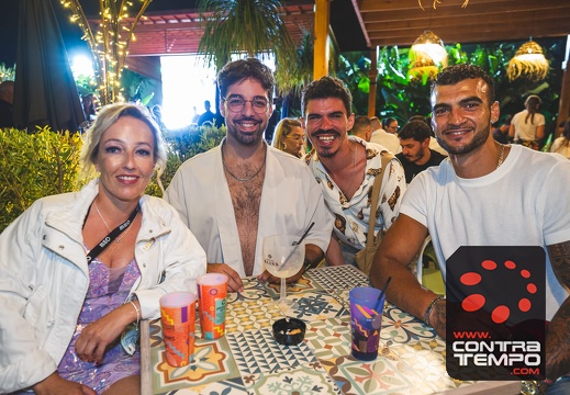 140 VL18805 André Frias