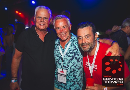 030-2382-RFM-Beach-Power Veronica Lalanda