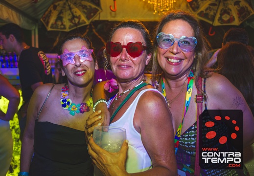 081-2437-RFM-Beach-Power Veronica Lalanda