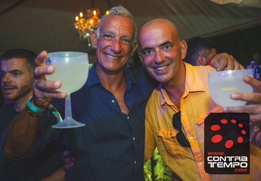 223-2448-RFM-Beach-Power Veronica Lalanda