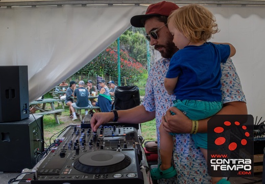 059- ACF9452-Enhanced-NR Veronica Lalanda (4ºDia, 2023, Azores Burning Summer, DJ Nex, Palco NOS)