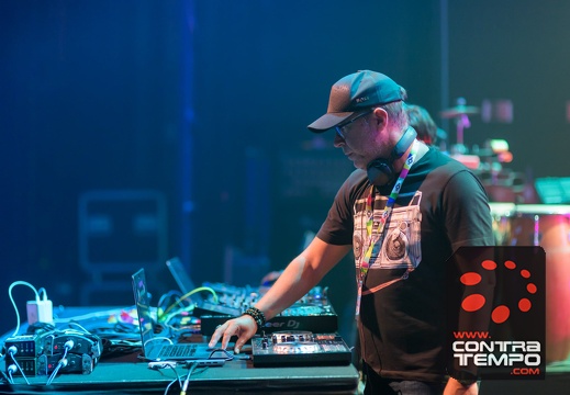 073- ACF2227 ANDRE FRIAS(c)CONTRATEMPO.COM (2023, Coliseu Micaelense, Festa, Radio Atlantida)