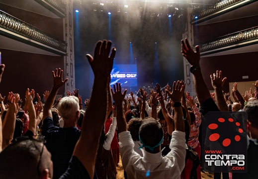 114-JAZE8899-Aprimorado-NR Joao AZEVEDO (2023, Coliseu Micaelense, Festa, Radio Atlantida)