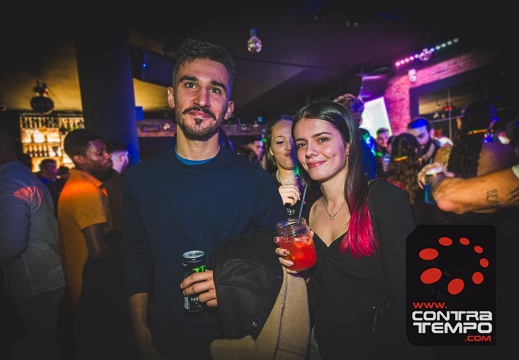 065- VL11218 Veronica Lalanda ()