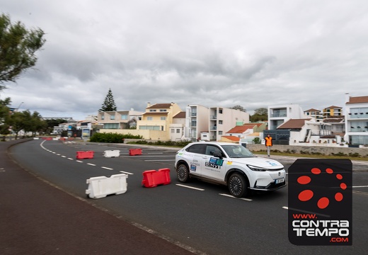 048- ACF1434-ANDRE FRIAS(c)CONTRATEMPO.COM