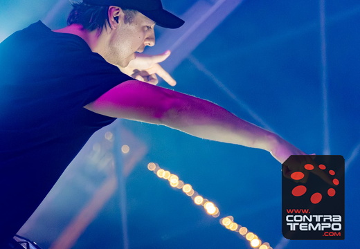 009 ACF6733-Enhanced-NR (c)André Frias