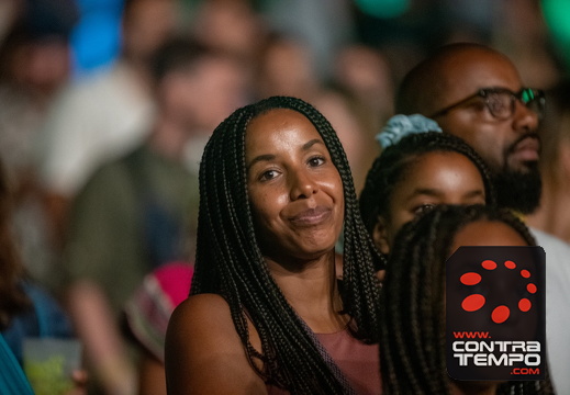 195- ACF2002-Andre Frias Large